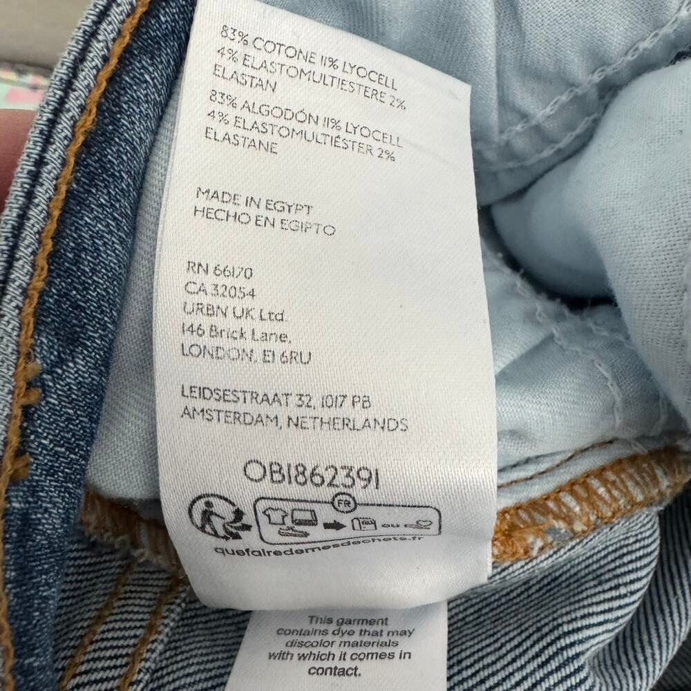 Anthropologie Pilcro Straight Jeans with Raw Hem Size 31 - Picture 11 of 11